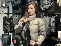 -王府井奥莱棋盘山小镇