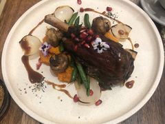 -FLOVIE FLORIST CAFE