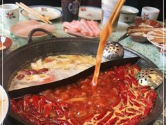 -鸿姐老火锅(疁城新天地店)