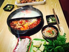 -百味源炭火烤翅 ·夜市大排档(酒仙桥店)
