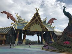 -七彩云南欢乐世界