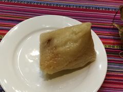 -香巴拉云南餐厅(华莱坞店)