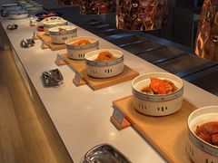 -腾阁自助餐厅(朝林广场店)