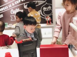 -MINI MARS KIDS CLUB亲子家庭中心(长宁天山店)