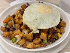 焗免治牛肉饭-喜莲咖啡