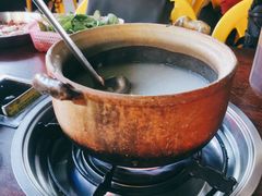 猪杂粥-东南美食街