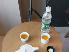 -上海虹桥中心爱琴海亚朵S酒店