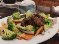 西兰花炒牛肉-富哥食店