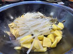 -边江铁锅炖鱼(振八街店)