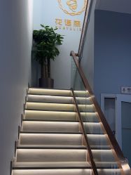 -苗方清颜专业祛痘连锁机构