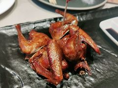 金牌红烧乳鸽-侨美食家·粤菜(体育西路店)