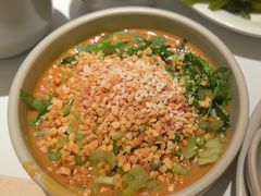 -左庭右院鲜牛肉火锅(金山万达店)