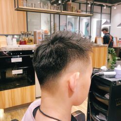 -Mentor Hair Salon