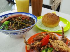 忌廉沟鲜奶-噏耷茶档