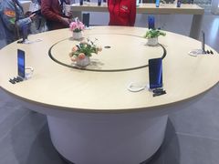 -华为授权体验店(中山公园来福士)