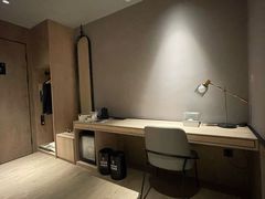 -上海虹桥中心爱琴海亚朵S酒店