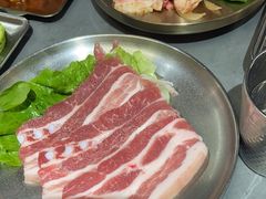 -围炉肉舍丹东海鲜烤肉·烤活鳗(步行街店)