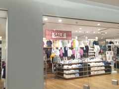 -优衣库(上海虹口龙之梦店)