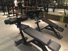 -银吉姆健身(恒隆馆)