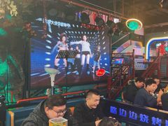 -路边边.炒菜烧烤.音乐餐厅(良乡长虹店)