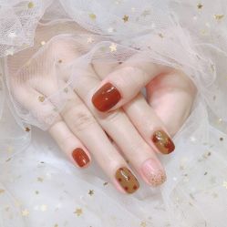 -莉娜美睫·穿戴甲