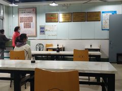 大堂-绿杨馄饨临顿路店