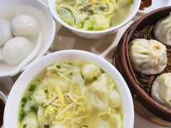 -绿杨馄饨临顿路店
