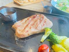 -必胜客(新中纬店)