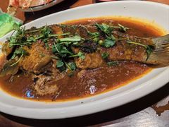 -老码头黑皮肘子锅包肉(赣水路店)