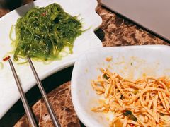 沙拉海藻-猪啊牛呀羊啊铜盘烤肉(正大广场店)