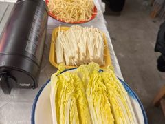 -霄汉牛三鲜湖北砂锅菜(万松园2店)