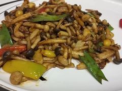 -伊和园清真餐饮
