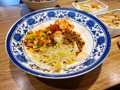 招牌油泼扯面-陕味食族油泼面(工商大学店)