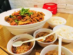 -拿渡·水煮鱼麻辣香锅(王府井奥莱·香江小镇店)