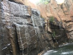 人造瀑布-成吉思汗公园