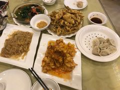 -鹤乡东北菜(崮山路店)