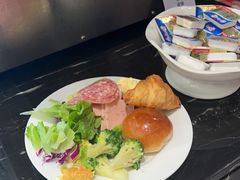 -东方红海鲜百汇(国际大厦店)