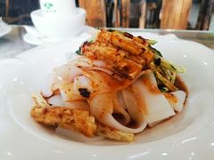 -壹阁胡羊焖饼(特色小吃街店)