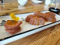 -依江春水烤鸭店