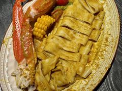 -蟹犇前•帝王蟹雪蟹(陆家嘴店)