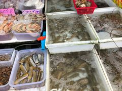 -拉威海鲜市场