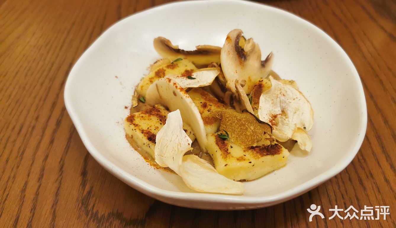 素食餐厅- YIY1 Tapas·Cafe·Bistro