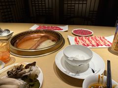 -余欢领鲜火锅(新街口店)