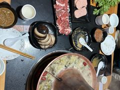 -果松木炭酸菜铜火锅·外婆参鸡汤