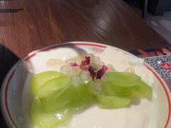 -张翻越·川渝冒菜·武汉黑鸭煲(城北万象城店)