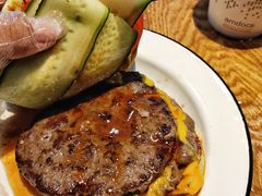 牛肉饼-龙治汉堡(中华城店)