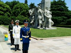 -上海市龙华烈士陵园