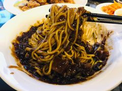 炸酱面-桃园中华料理炸酱面(燕儿岛路店)