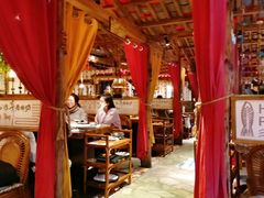 -老牌坊云南鱼豆花火锅(爱建店)