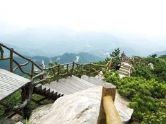 -罗田薄刀峰风景区